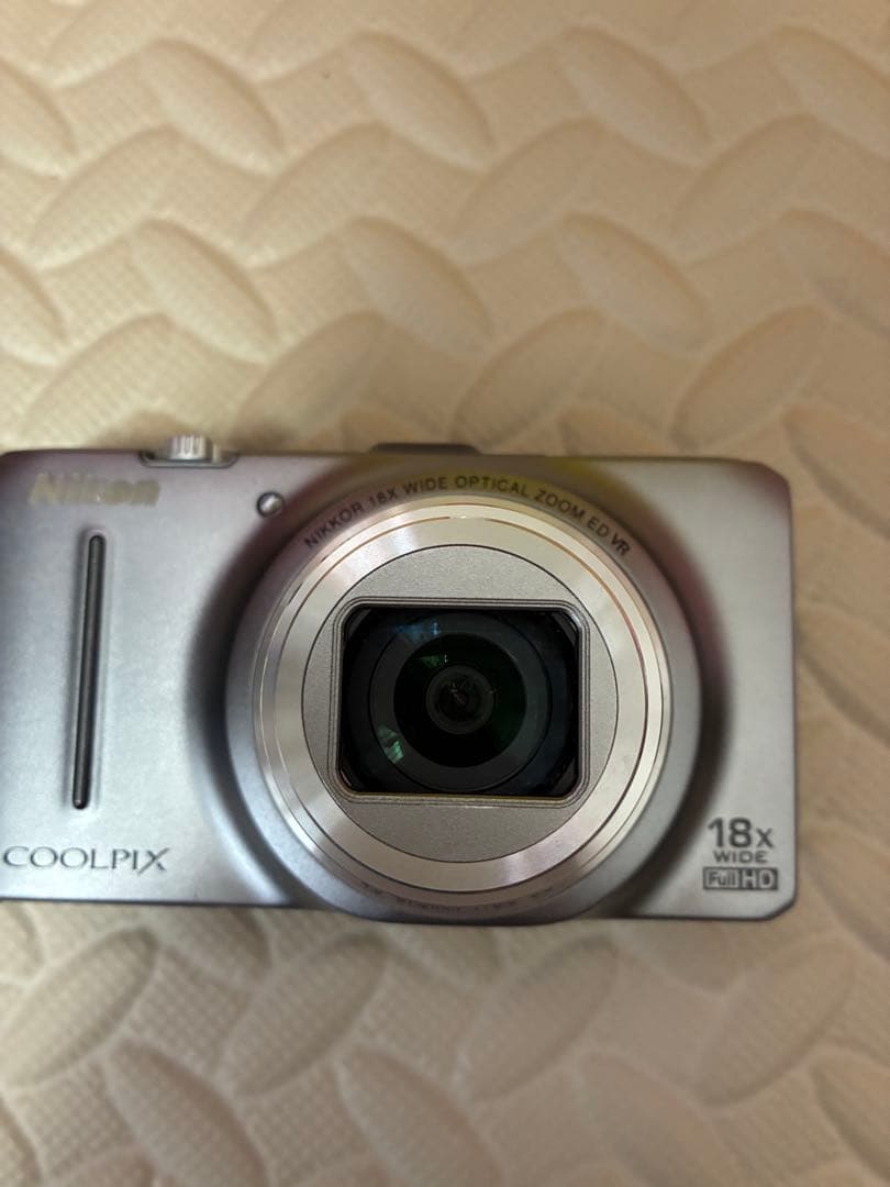美品　nikon coolpix s9300 デジタルカメラ