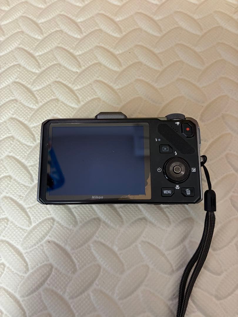 美品　nikon coolpix s9300 デジタルカメラ