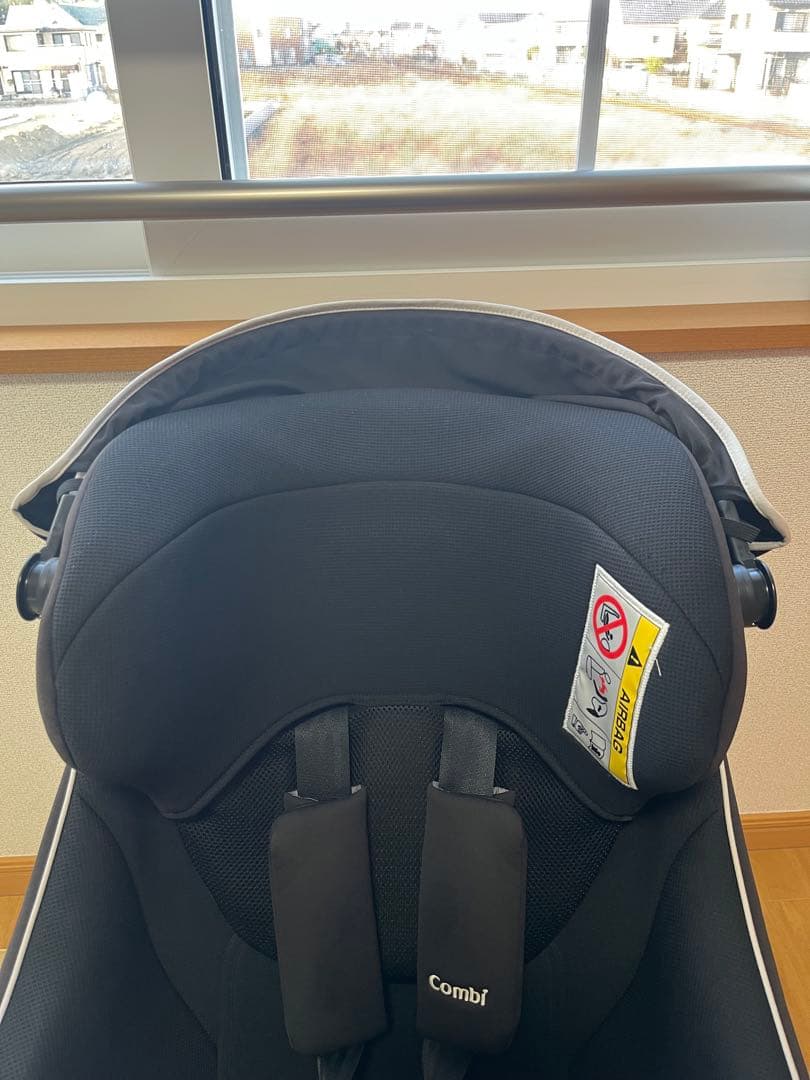 ［美品］Combi クルムーヴスマート ISOFIX チャイルドシート