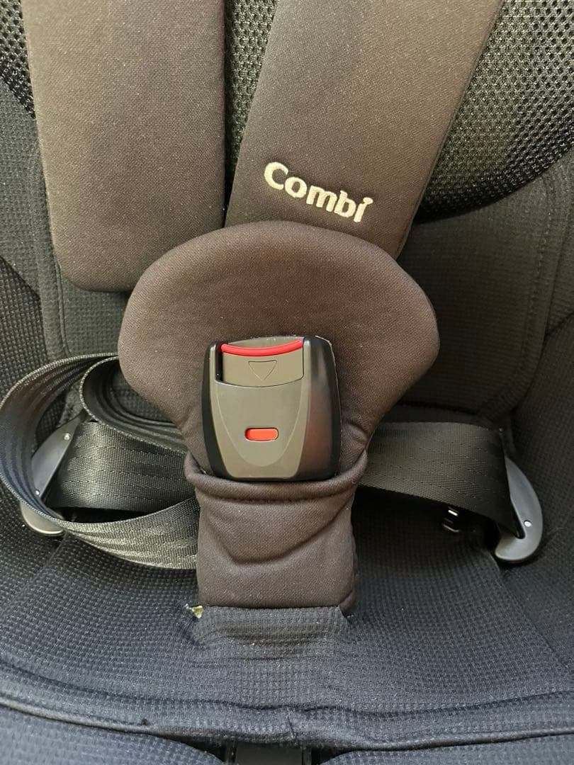 ［美品］Combi クルムーヴスマート ISOFIX チャイルドシート