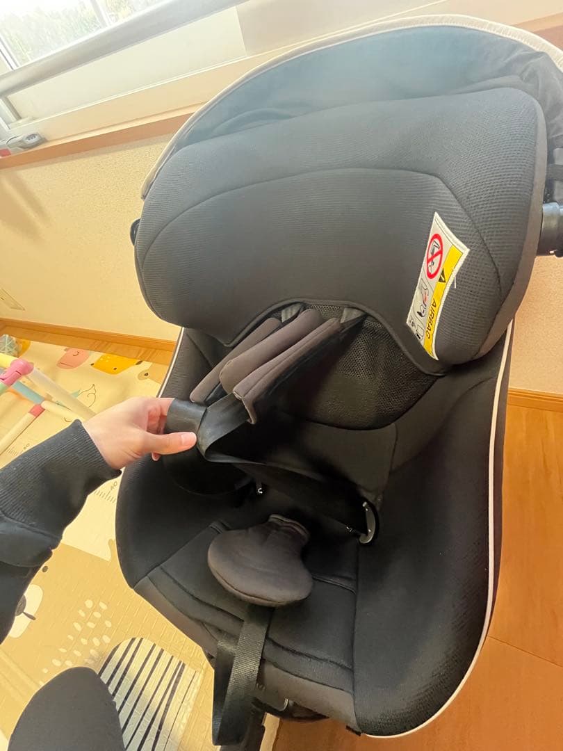 ［美品］Combi クルムーヴスマート ISOFIX チャイルドシート