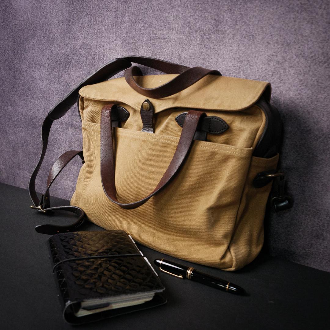 タイムセール　フィルソンブリーフケースORIGINAL USA製