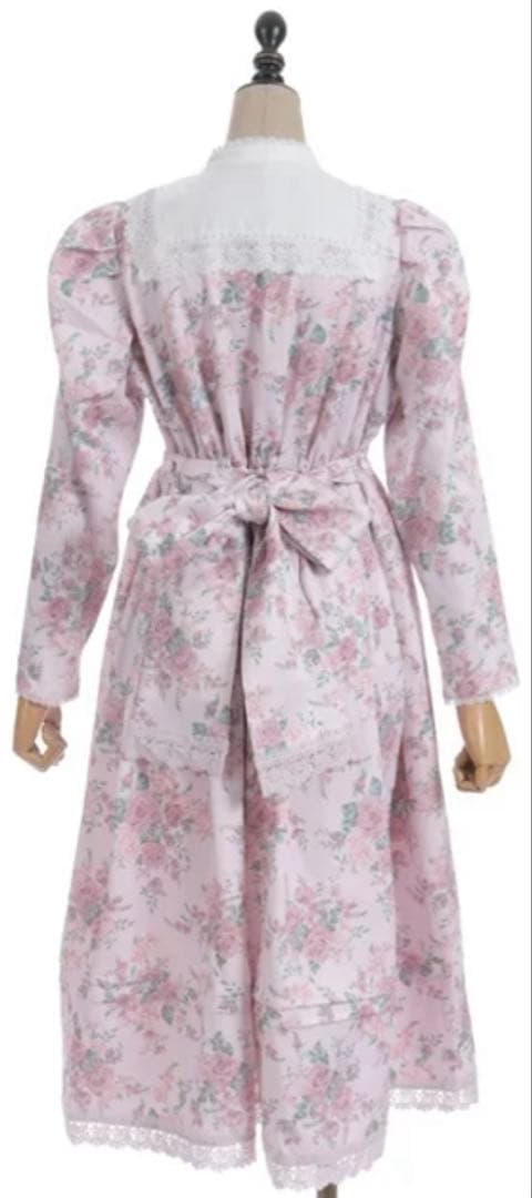 axes femme Chalmiereクラシカルローズ柄ワンピース（ピンク）