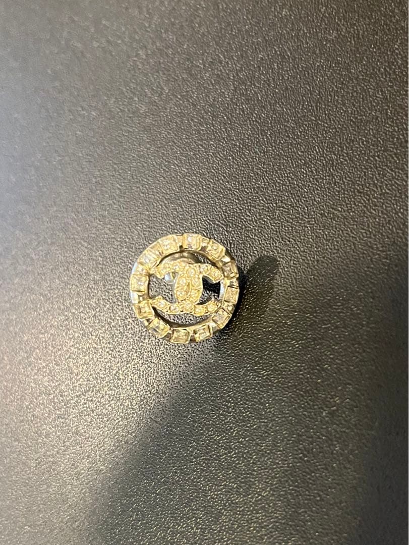 シャネル　ピアス　片方のみ