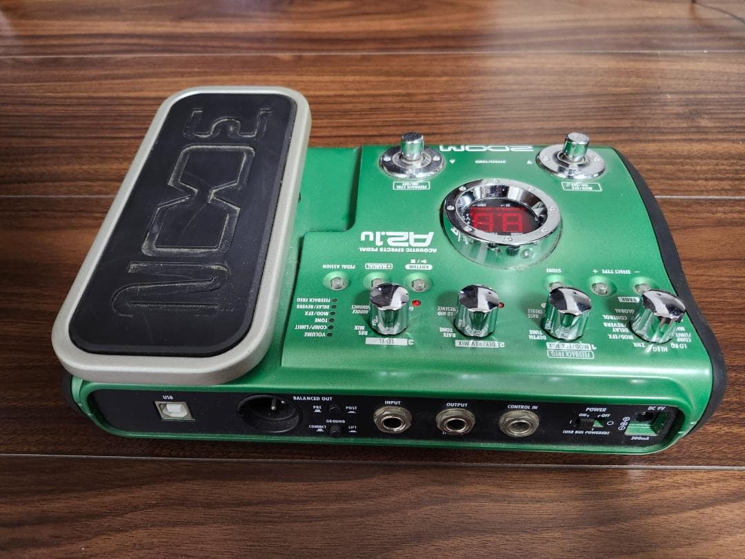 ZOOM A2.1u アコースティックギター用マルチエフェクター