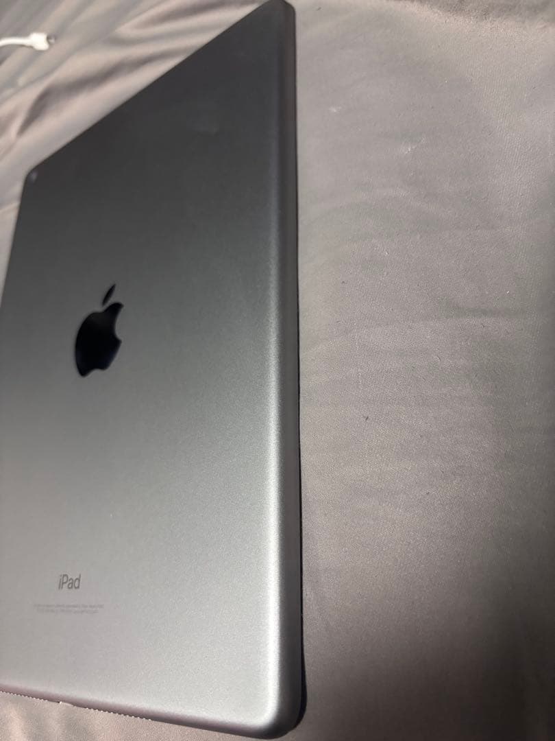 Apple iPad 第6世代 (スペースグレー) Wi-Fiモデル 32GB