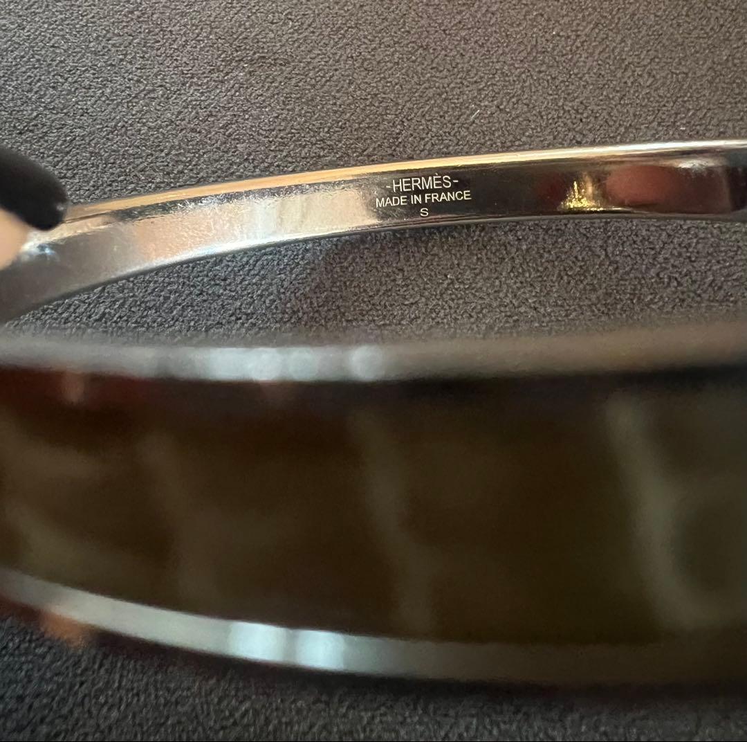 HERMES エンボス加工 バングル Sサイズ