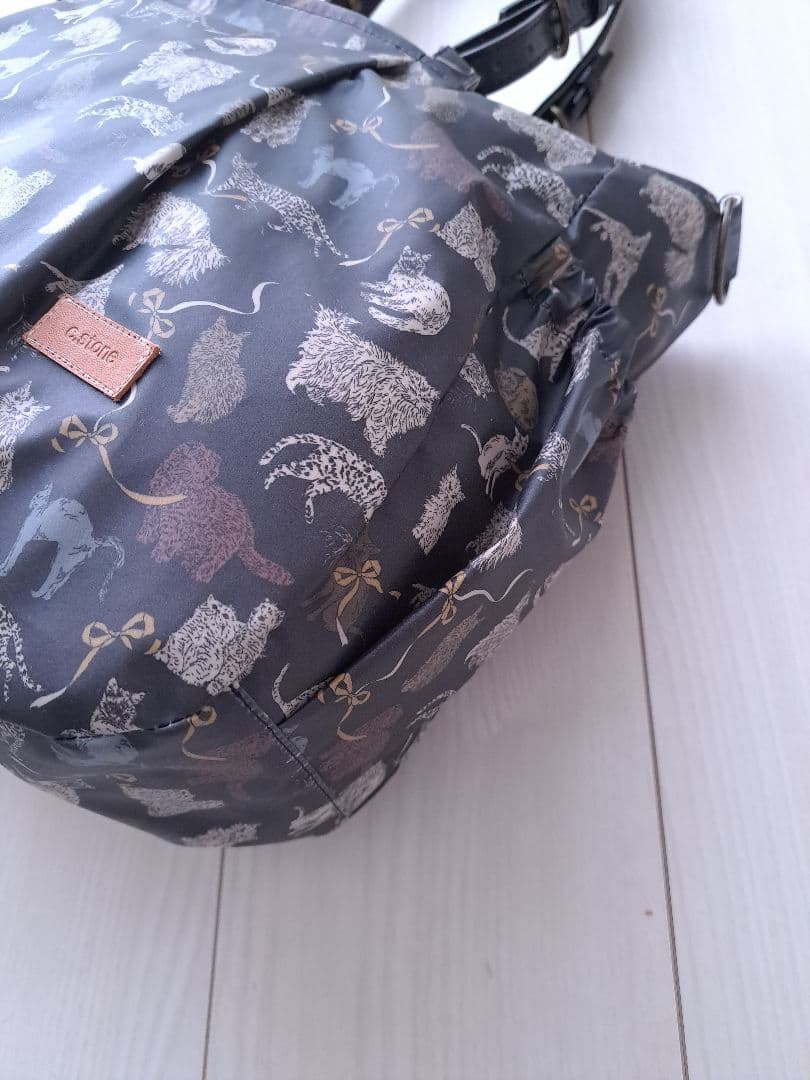 はるちゃん様　　コー・アンド・エイト　すみ黒　タック入り通勤バッグ