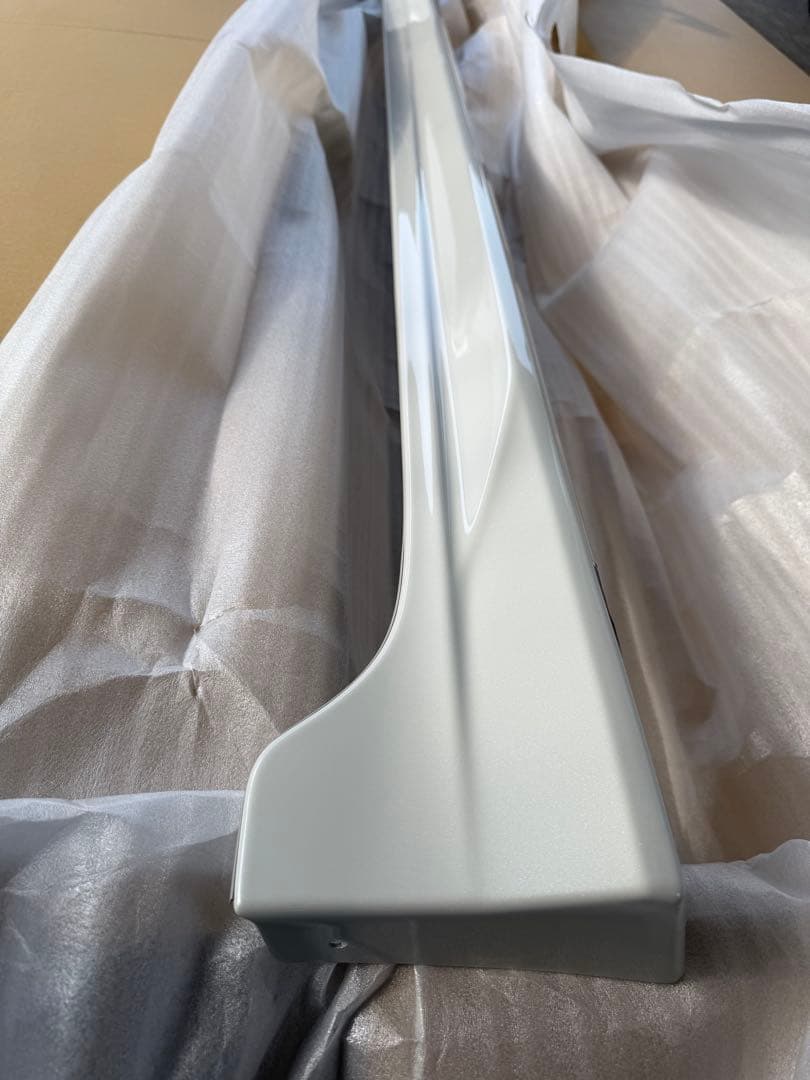 M900 ルーミー　タンク　モデリスタサイドスカートRH