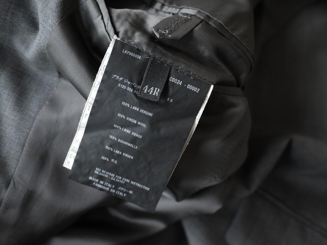 定価70万!最高級モデル プラダ PRADA ウールギャバジンセットアップスーツ