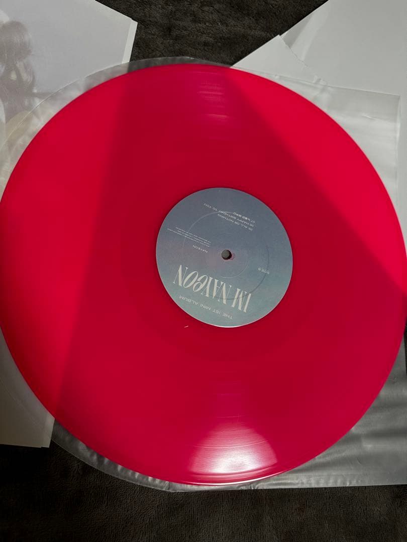 【IM NAYEON レコード　海外限定版】