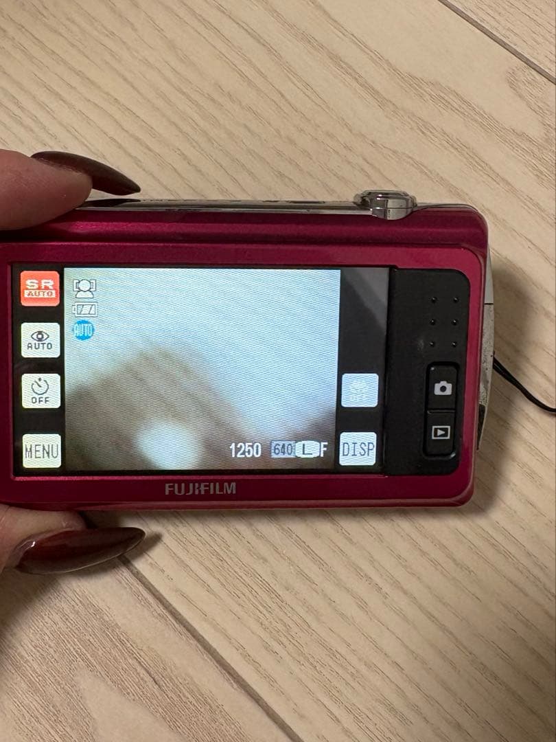 デジタルカメラ FUJIFILM fine pix z90