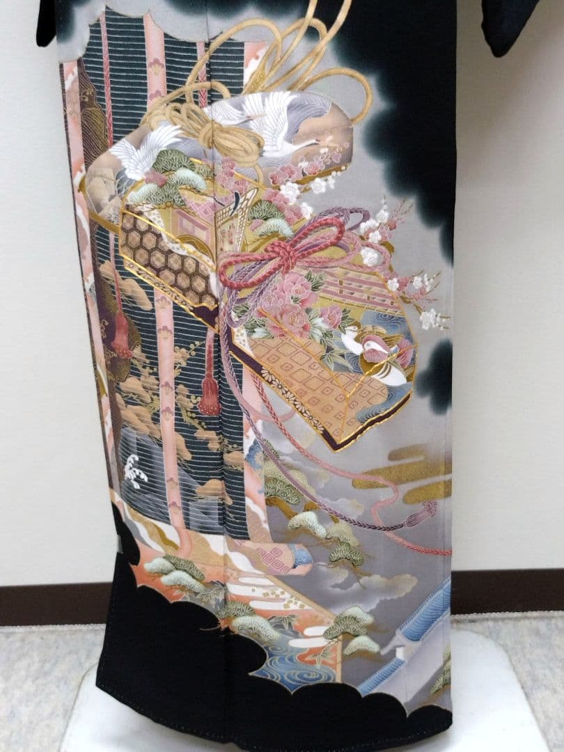 714　半額セール　正絹　友禅　作家もの　黒留袖　５点フルセット
