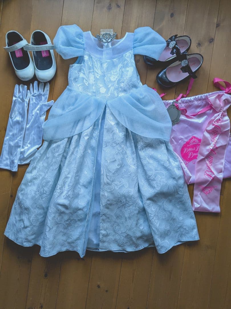 ディズニー公式ビビディバビディブティック　シンデレラドレス110 シューズ.小物