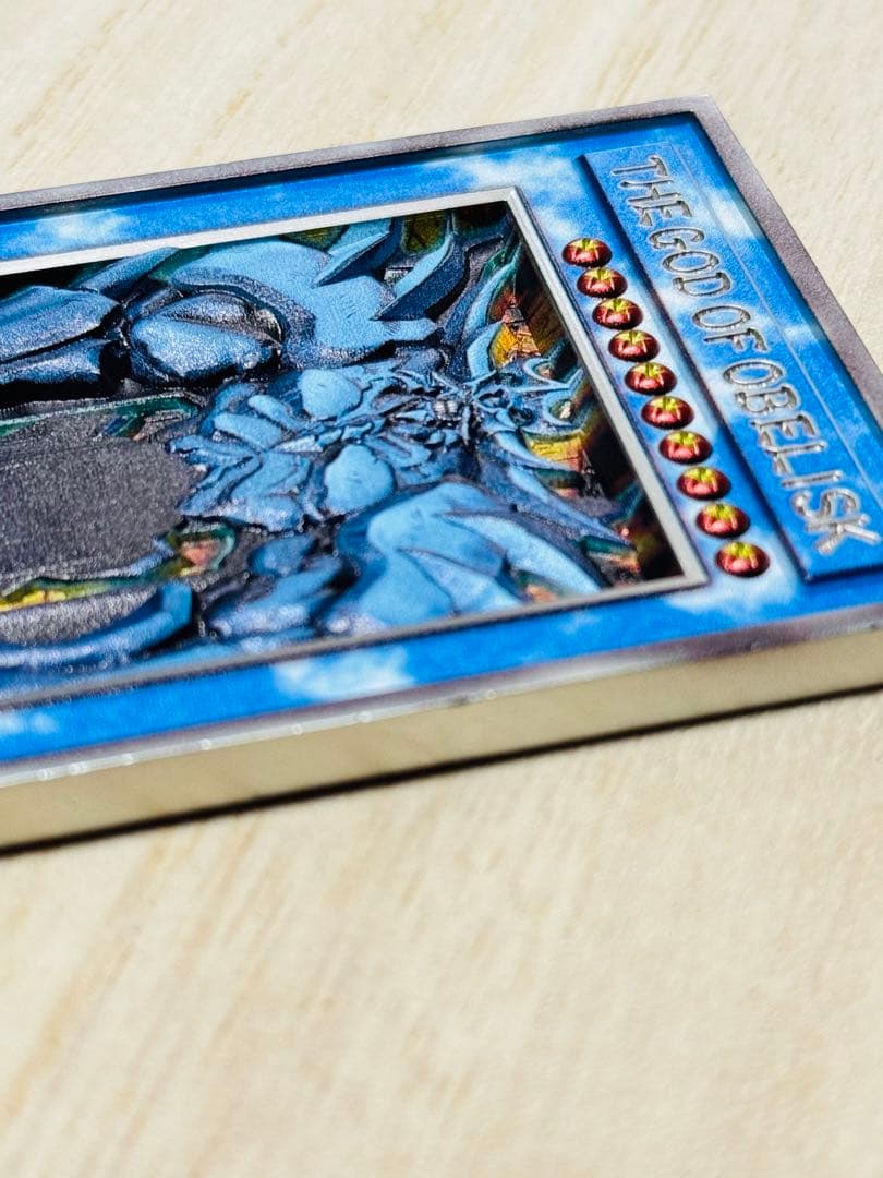 オベリスクの巨神兵海外版　カラー　遊戯王　カード　石版　アンティーク　フィギュア