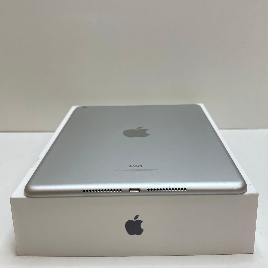 iPad 第5世代 32GB Wi-Fi 82%