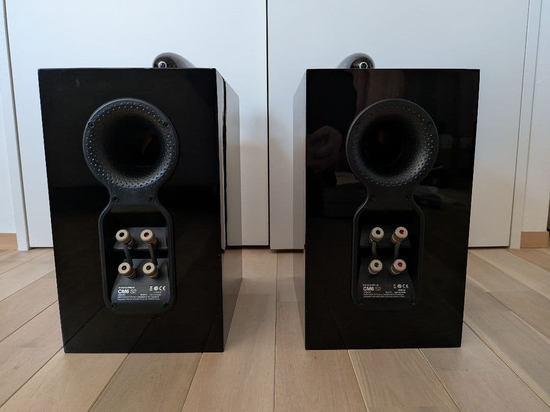 スピーカー・ウーファー Bowers and Wilkins CM6 S2