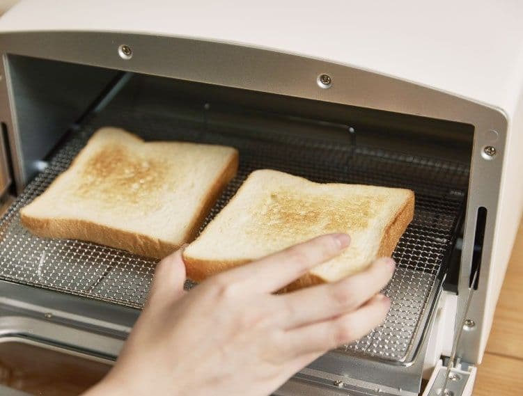 新品 未使用 アラジン グラファイトトースター 2枚焼き ホワイト