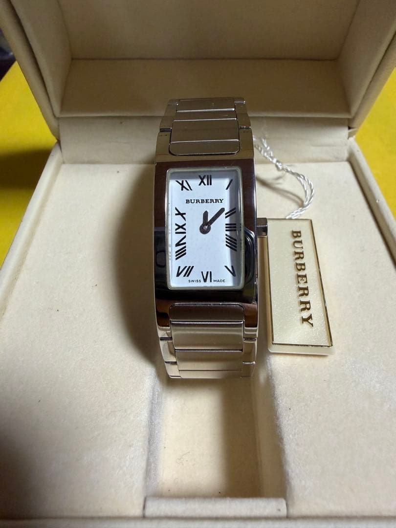 バーバリー Burberry 14000L 腕時計 シルバー 白文字盤 クォーツ
