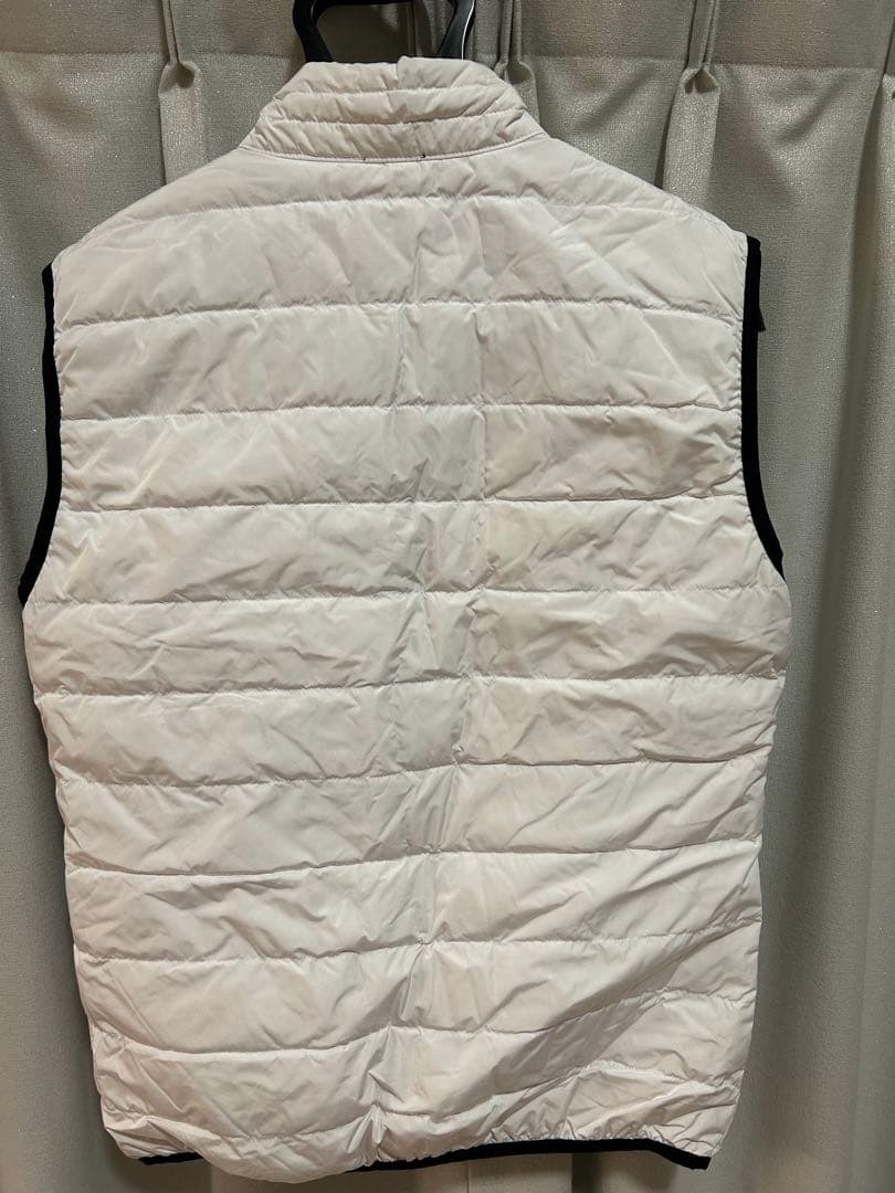 EA7 エンポリオアルマーニ 薄手ダウンベスト 白