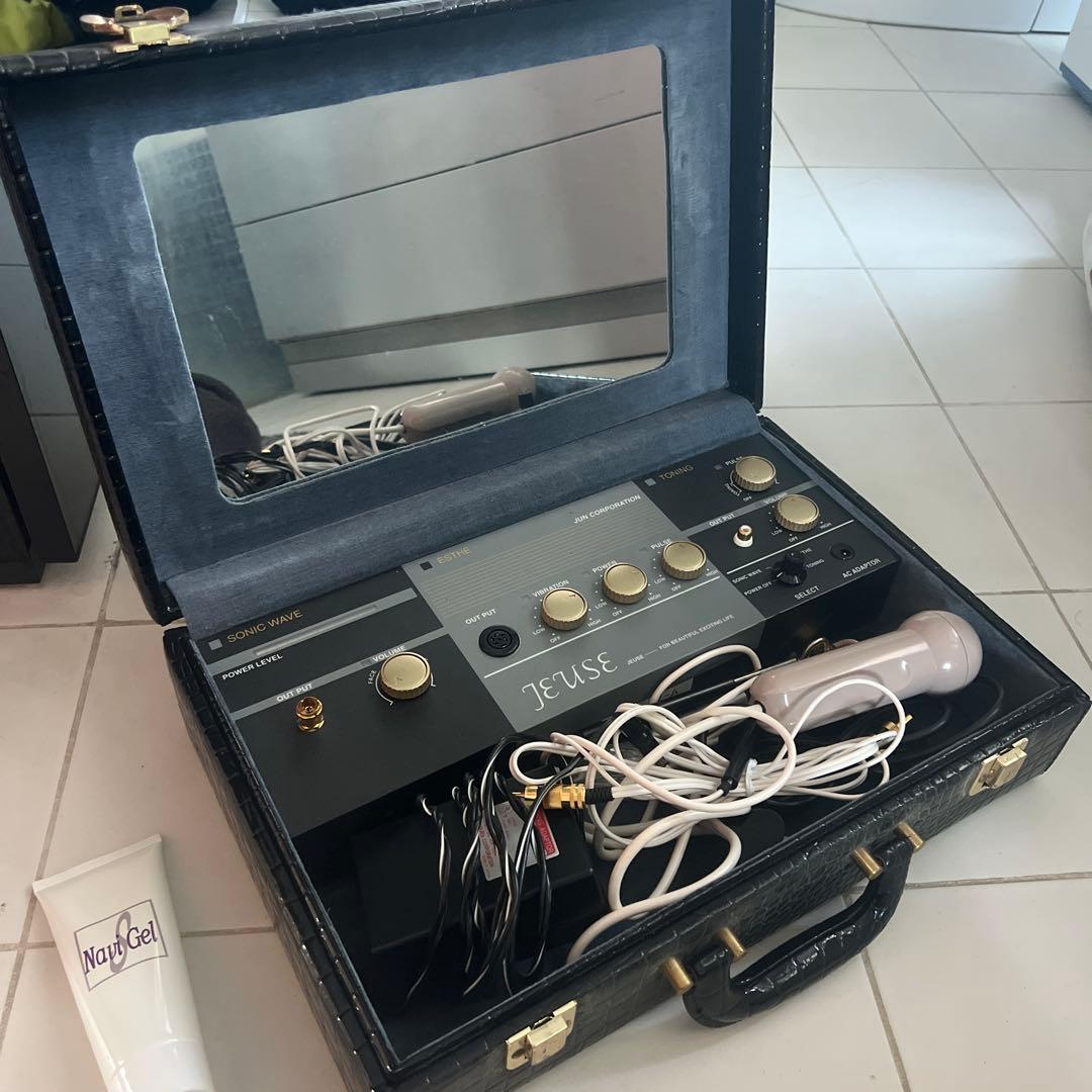 美品　自宅エステJEULUSE 美顔器 セット NaviGel 100g