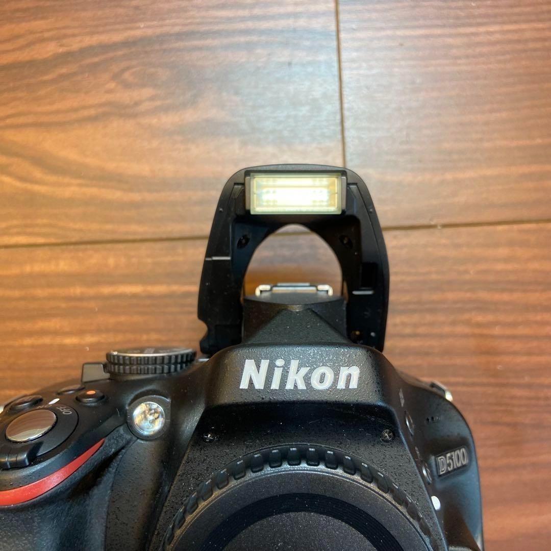 Nikon D5100 ダブルズームキット 一眼レフ ほぼ新品 3385