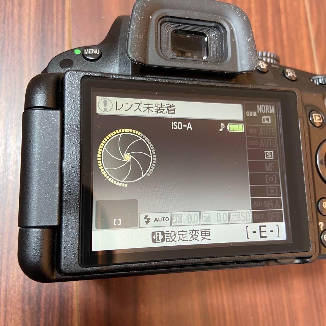 Nikon D5100 ダブルズームキット 一眼レフ ほぼ新品 3385