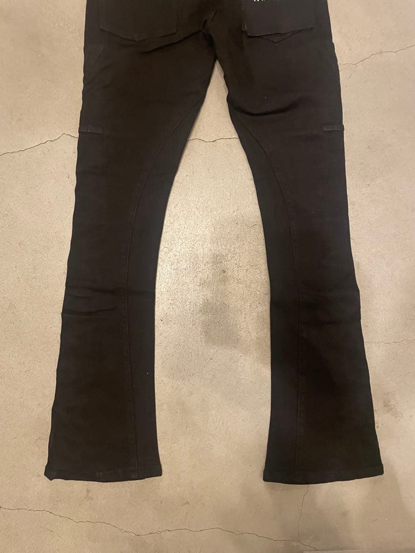 バラバサス新品valabasasブラックサイドロゴスキニーフレアデニム 28
