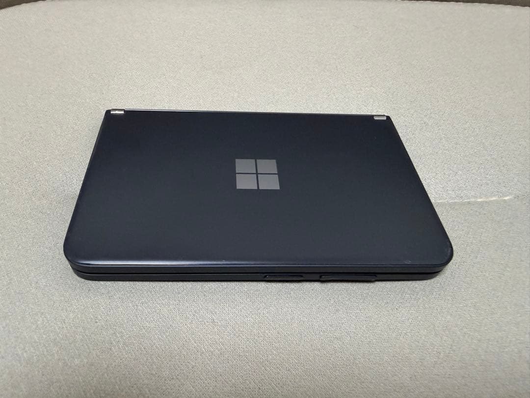 Microsoft Surface Duo2 中古 外装に割れあり