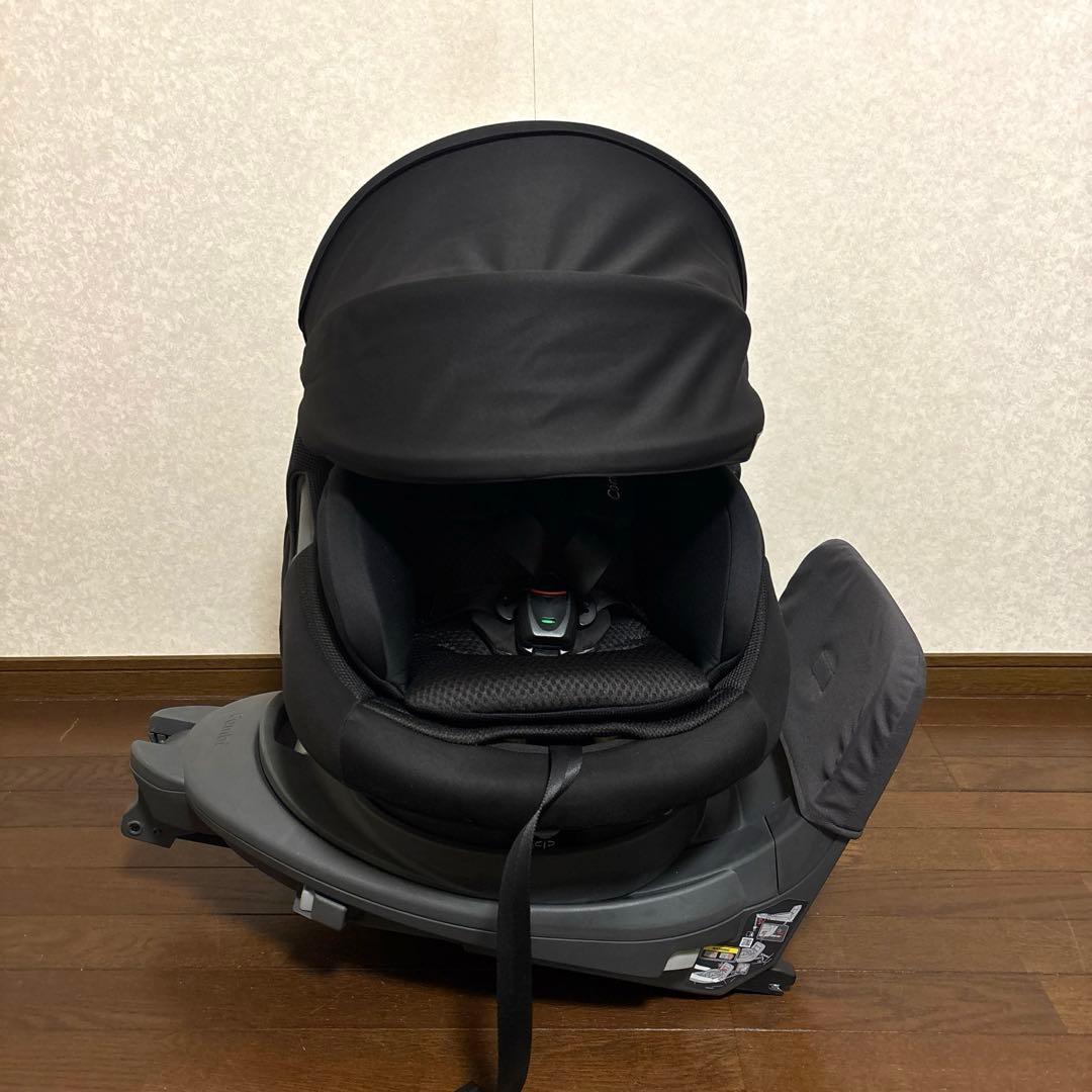 【美品】Combi ザエス プラス ISOFIX ZC-750 新生児OK