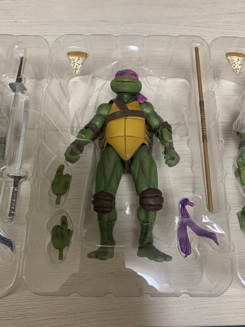 NECA タートルズ