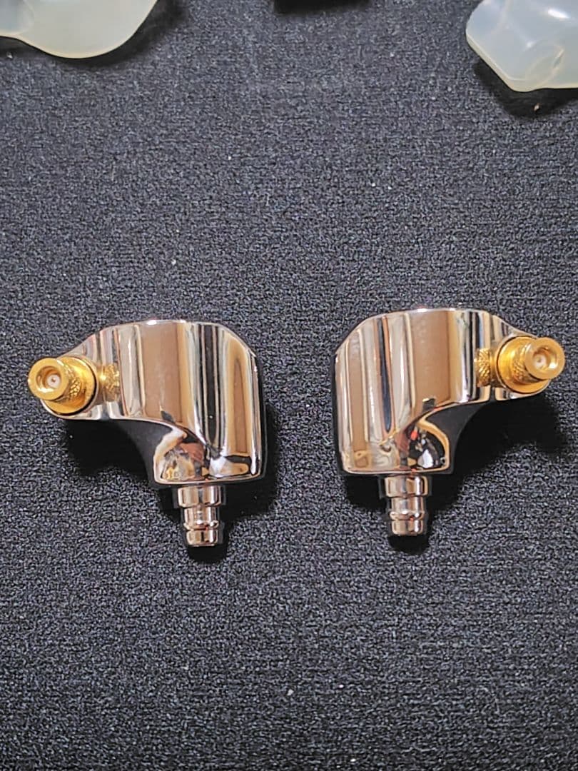 ★ソニー3年ワイド保証書付,美品★ SONY IER-Z1R