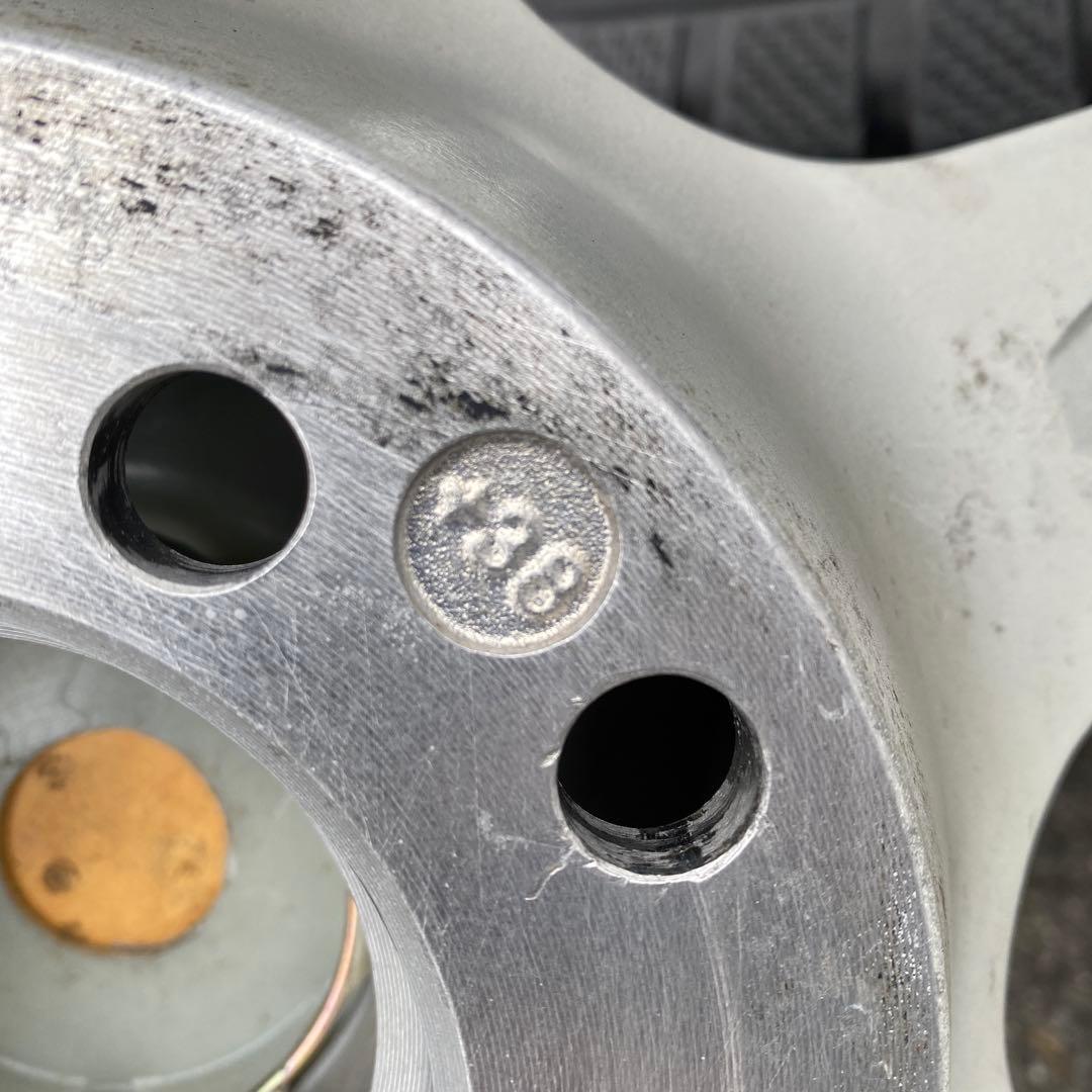 中古バリ溝トーヨースタッドレスセット215/65R16 30系アルファード等