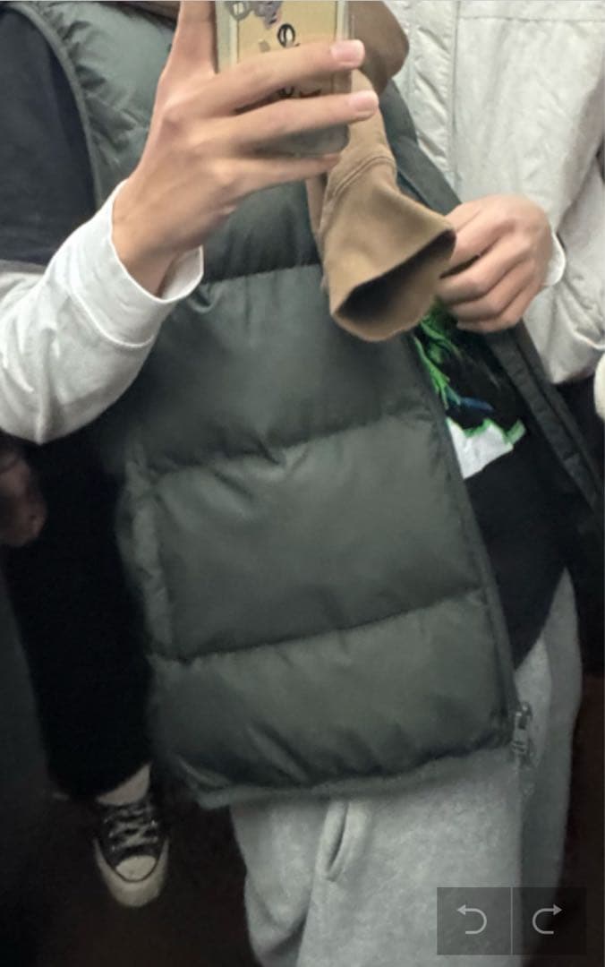 【希少】カラー　フレッドペリー　ダウンベスト