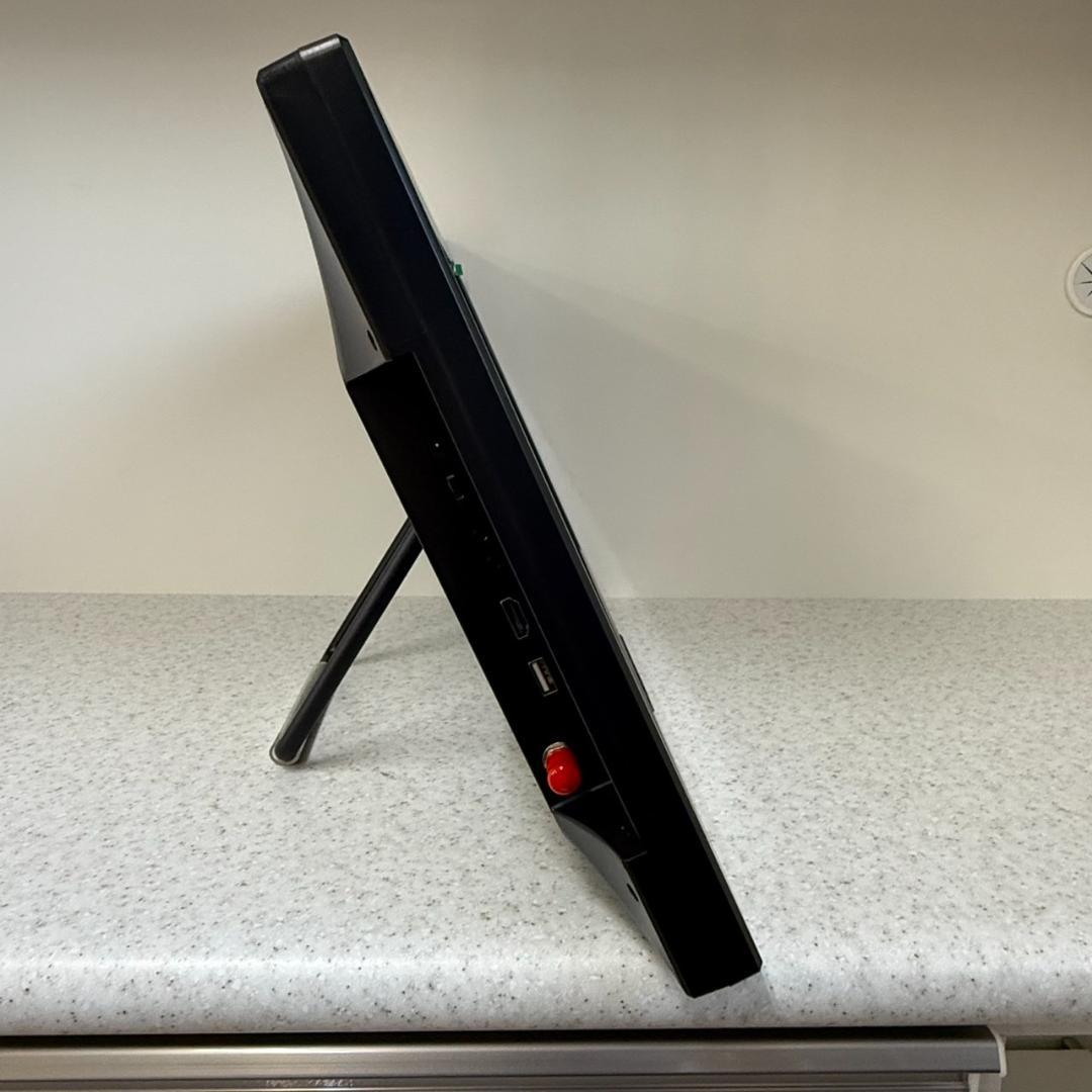 ★19インチ　ポータブルTV　OTVF-1901　2021年製