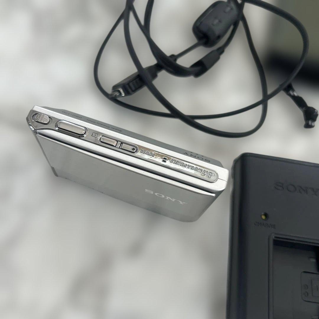 Sony Cyber-shot コンパクトデジタルカメラ　DSC-T70