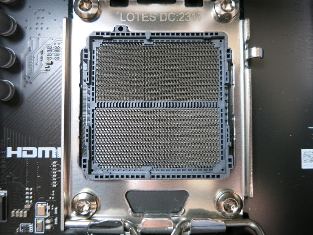 MSIマザーボード MAG B650 TOMAHAWK WIFI