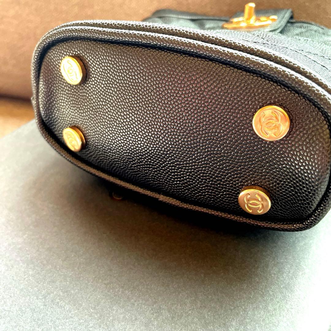 CHANELシャネル チェーン ショルダーバッグ　ノベルティ