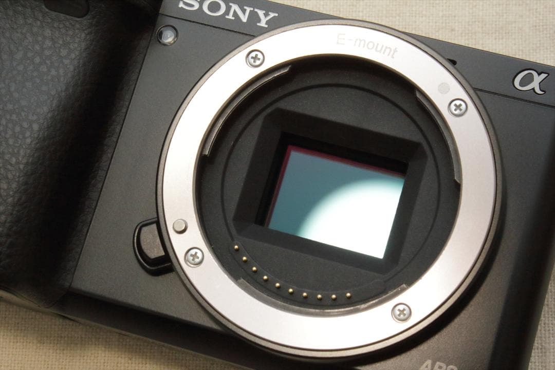 スマホ転送！SONY α6000 ボディ　ソニー　ミラーレスカメラ