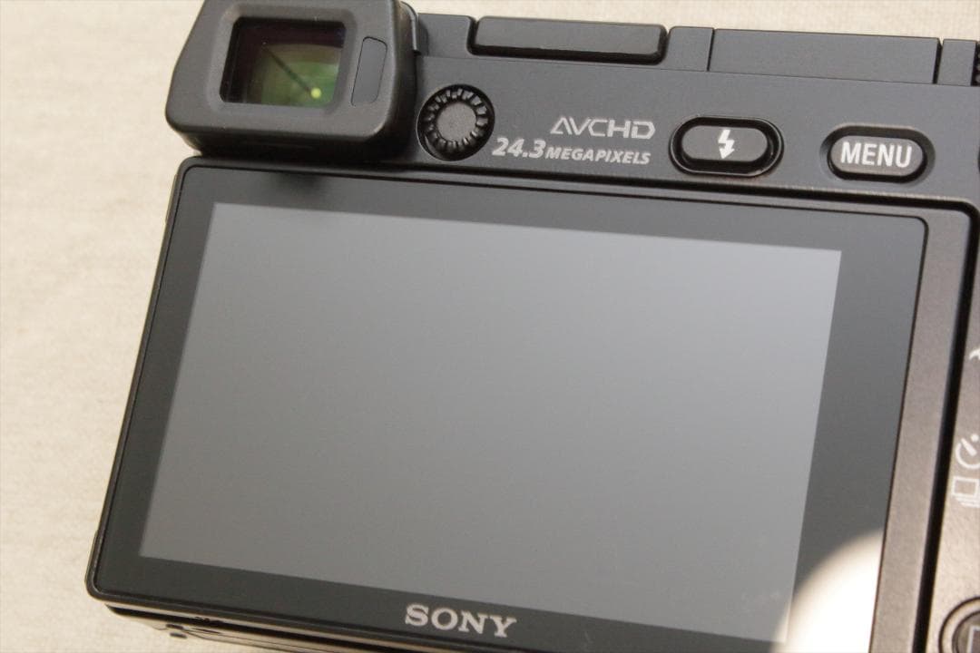 スマホ転送！SONY α6000 ボディ　ソニー　ミラーレスカメラ