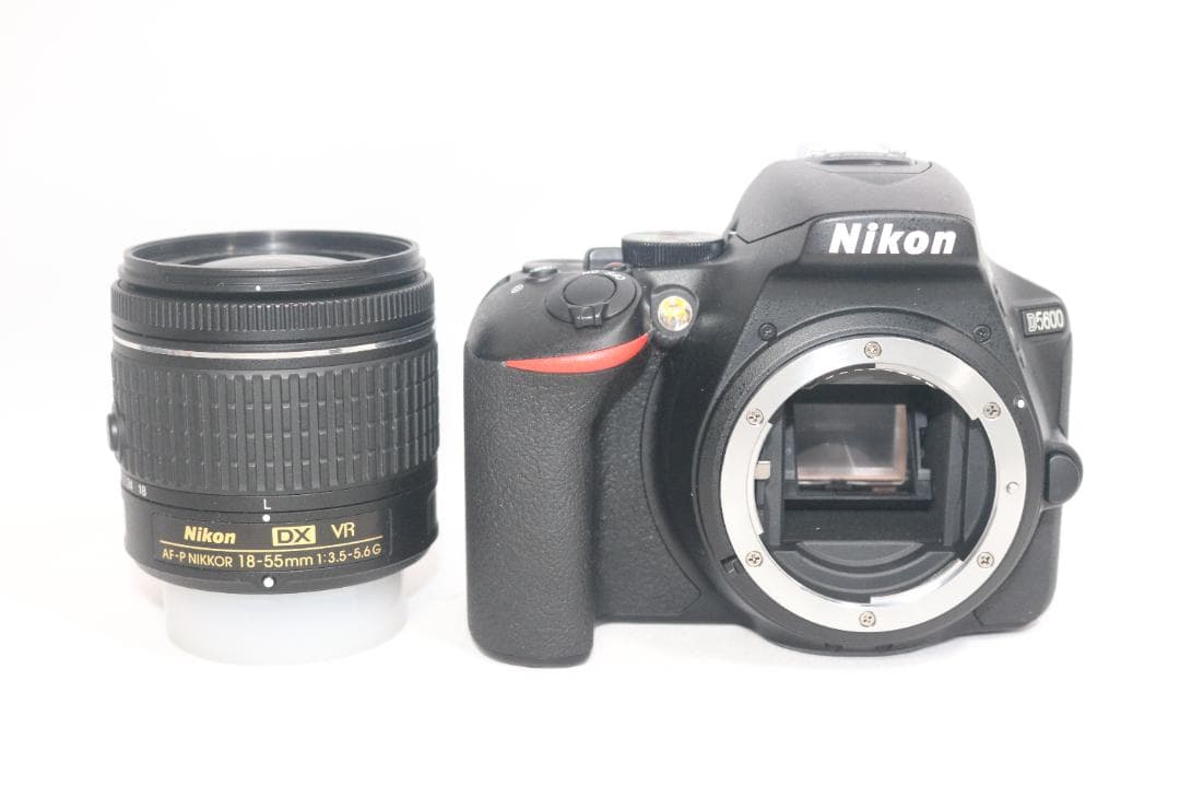 美品⭐シリーズ最新！Nikon D5600⭐プロ級⭐一眼レフ 初心者完全セット