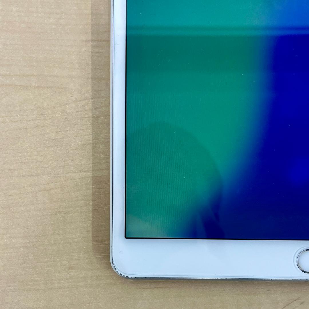 お*ん様 動作確認済み iPad Air (第3世代) 64GB ID MM99