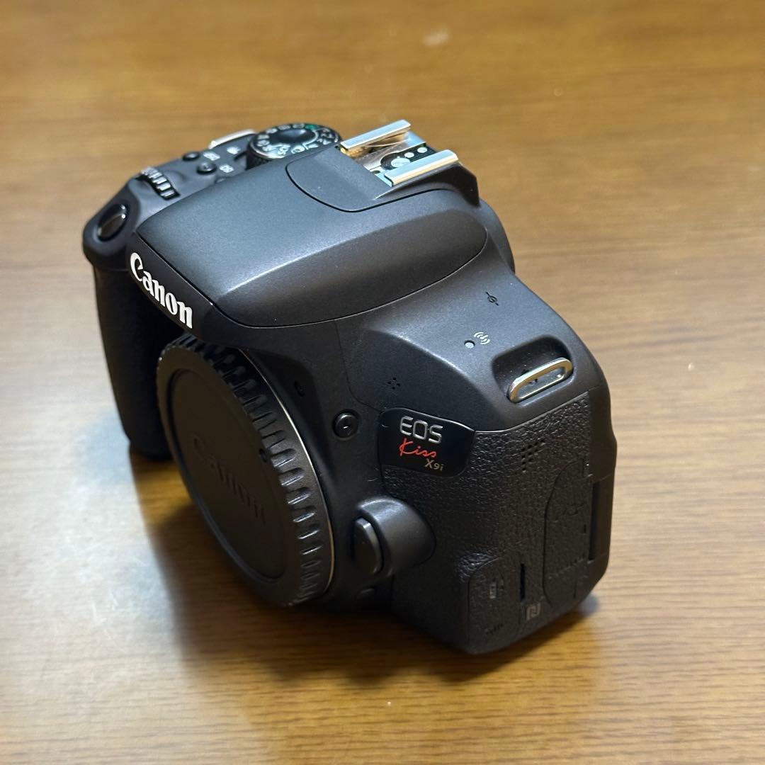 【初心者おすすめ】Canon EOS Kiss X9i スターターキット