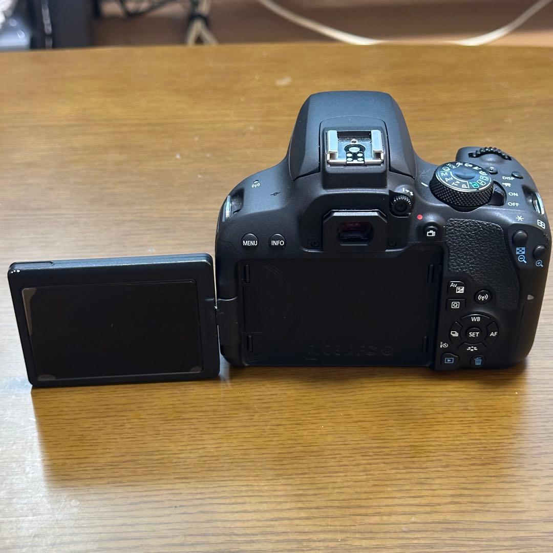 【初心者おすすめ】Canon EOS Kiss X9i スターターキット