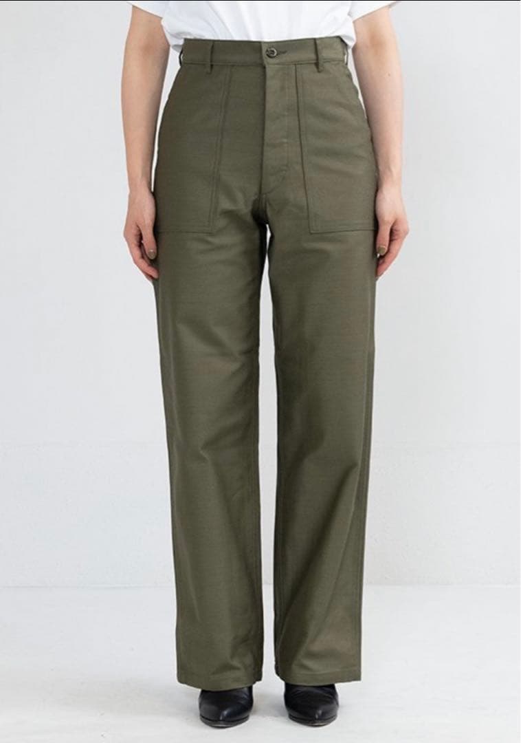 HYKE(ハイク) BACK SATIN BAKER PANTS