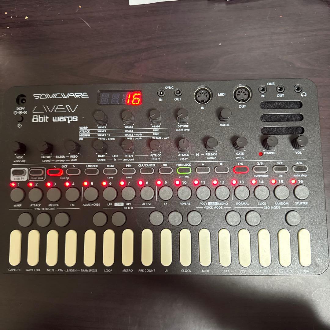 Sonicware 8bit warps シンセサイザー 本体