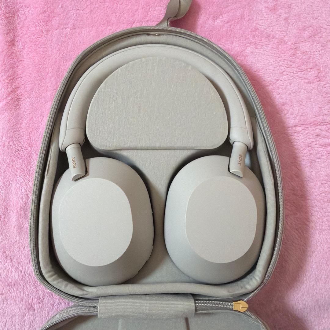 ソニーワイヤレスヘッドホンWHー1000XM5