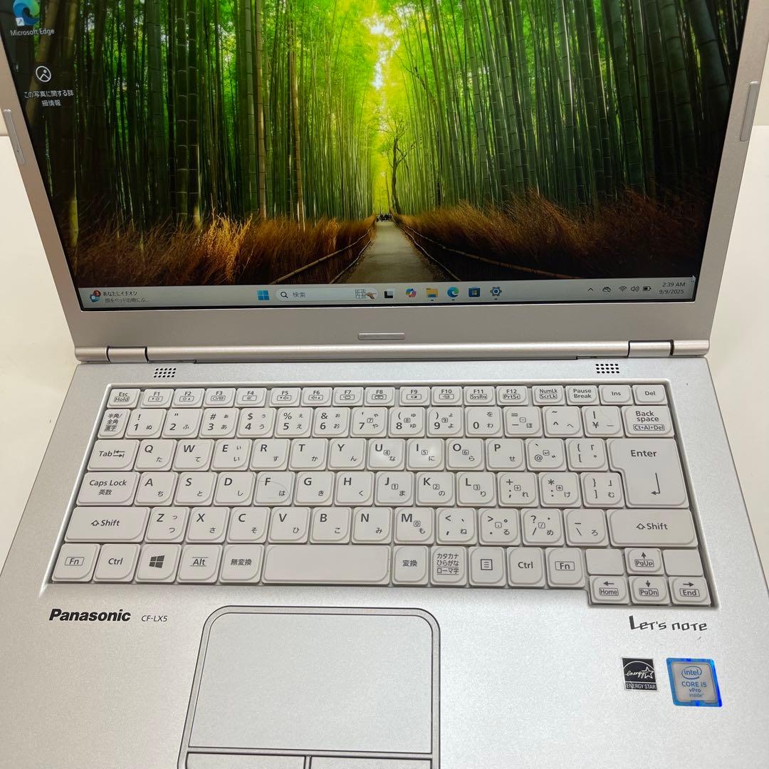 #238 パナソニックCFLX5-3 i5-6300U 8GB SSD256GB
