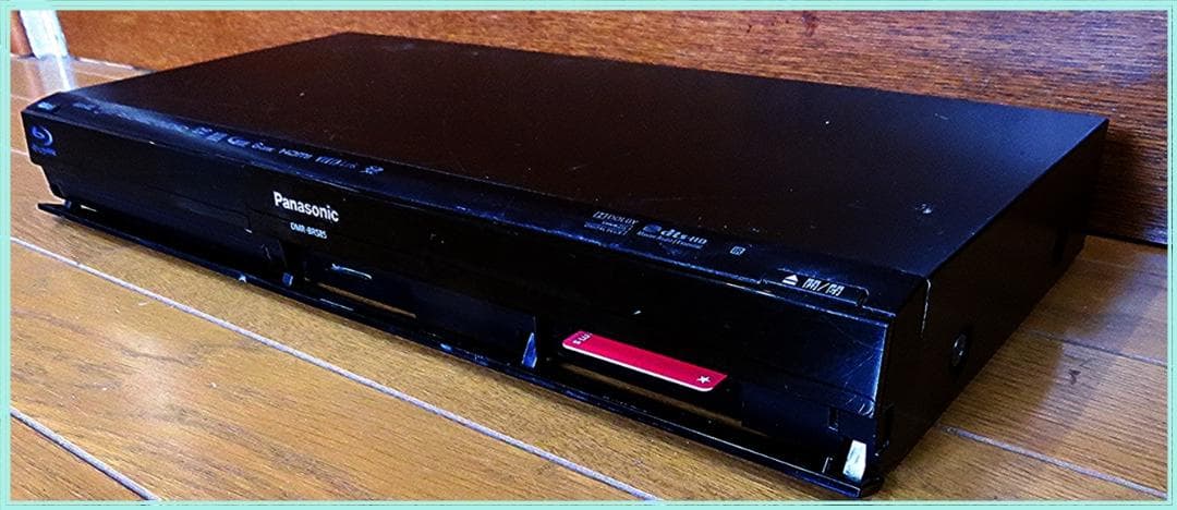 Panasonic ブルーレイレコーダー 動作良品 DMR-BR585