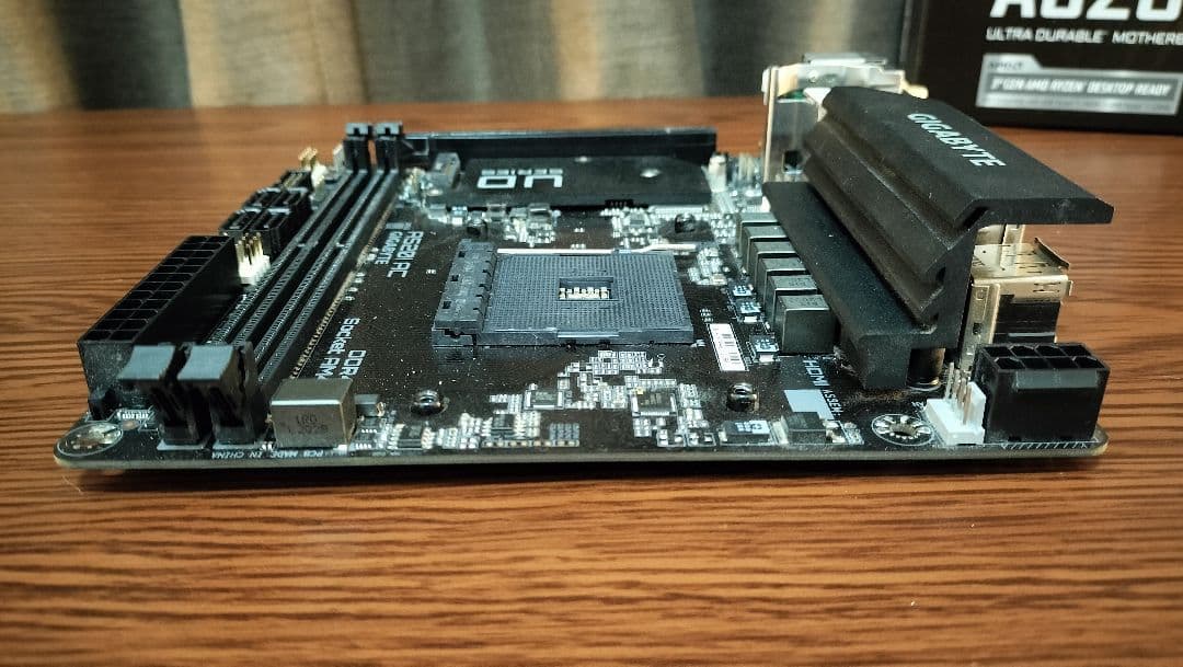 GIGABYTE A520I AC マザーボード mini ITX